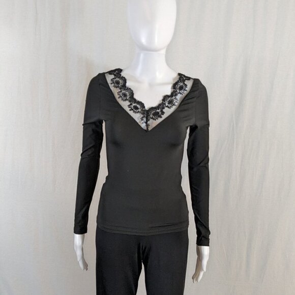 Long Sleeve Stretchy Black Lace Top - Picture 1 of 2